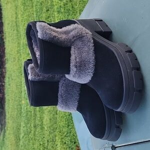 UGG BROOKLYN SUNBURST Boots Size 11 SN 1145710